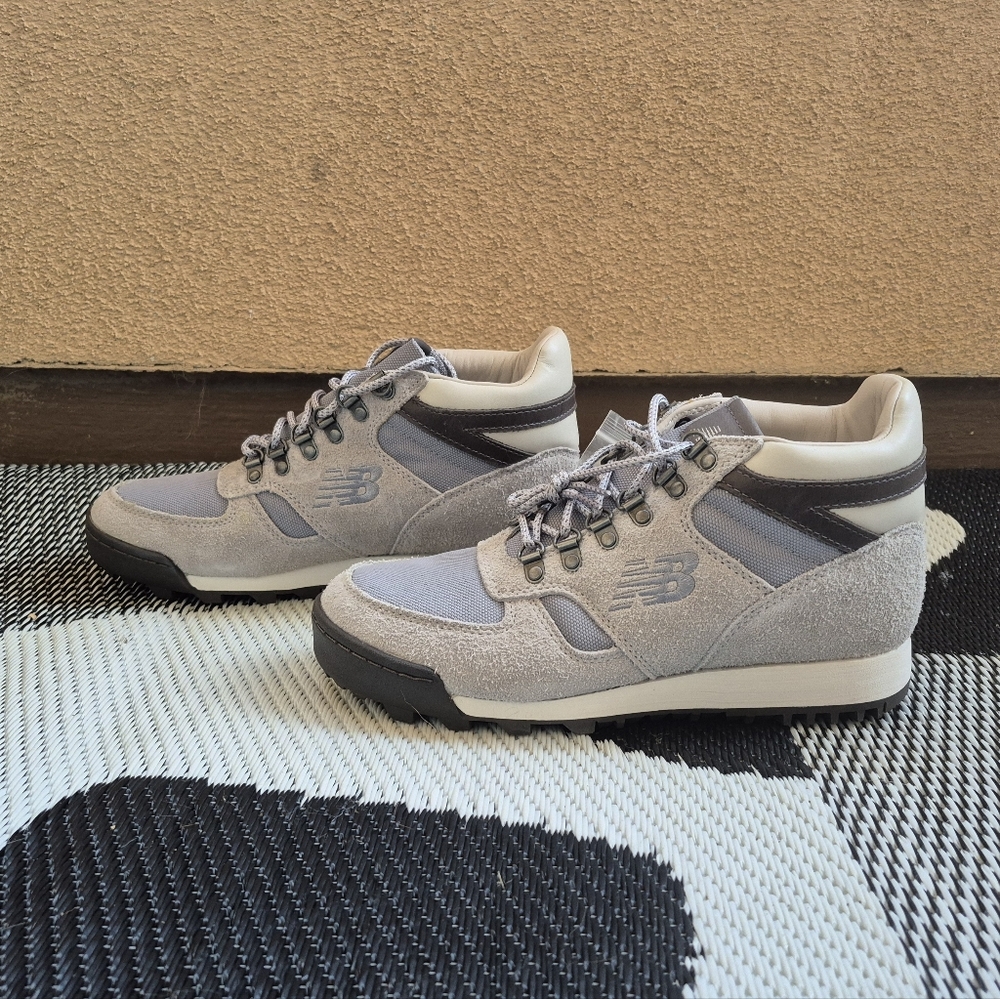 New Balance Rainier Boots
